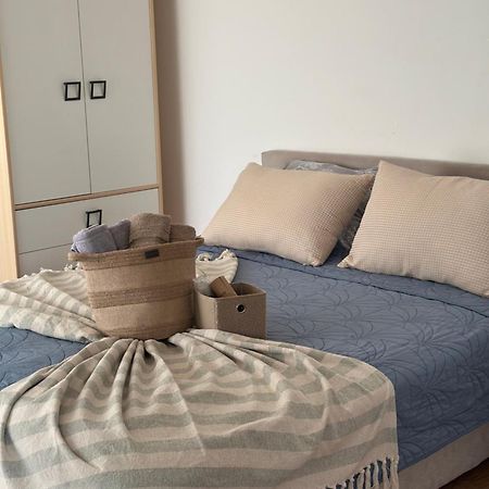 Lilyy Appartement Leskovac  Buitenkant foto